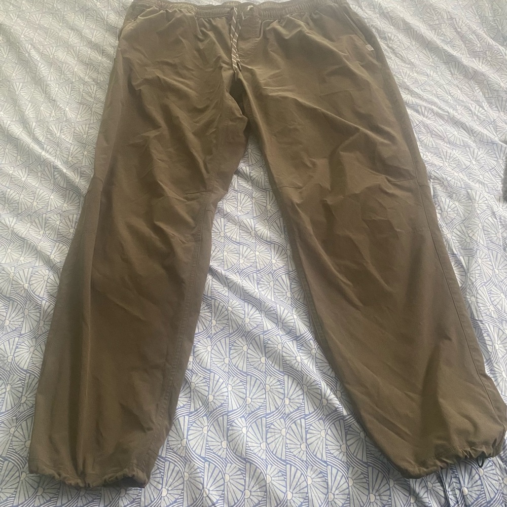L.L. Bean Men's Multisport Pants XXL